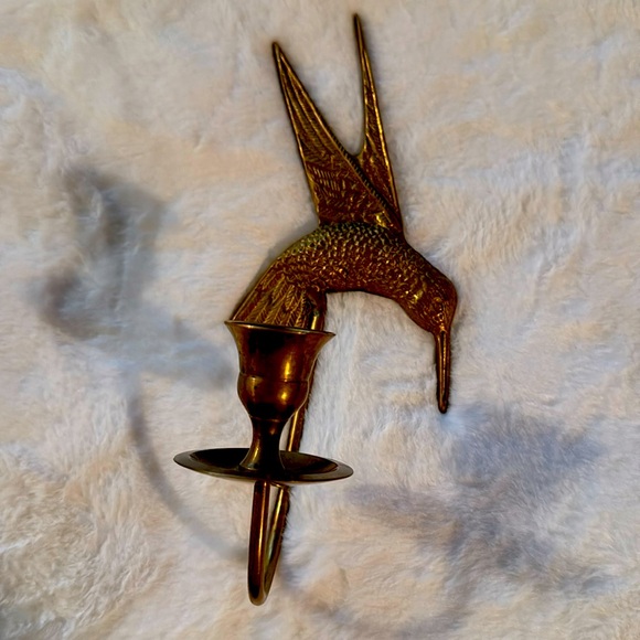 Elegant Gold Bird Wall Sconce - Picture 1 of 3